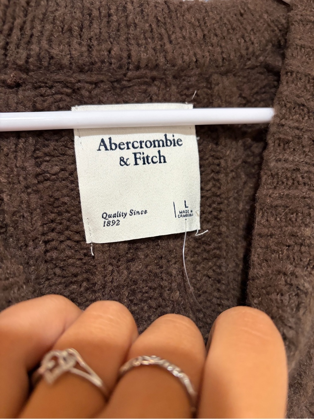 Abercrombie & Fitch Brown Cable Knit Crew Sweater - Picture 4 of 5